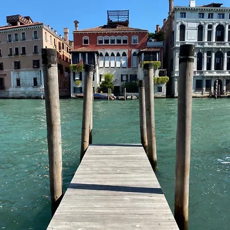 Dimora Contarini Charm Apartment On Grand Canal-2